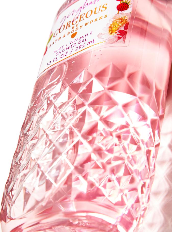 Gingham Gorgeous Gingham Gorgeous image number 1