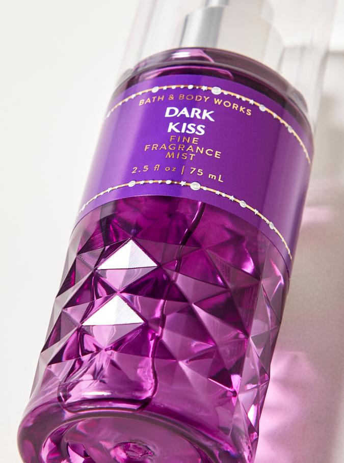 Dark Kiss Dark Kiss image number 1