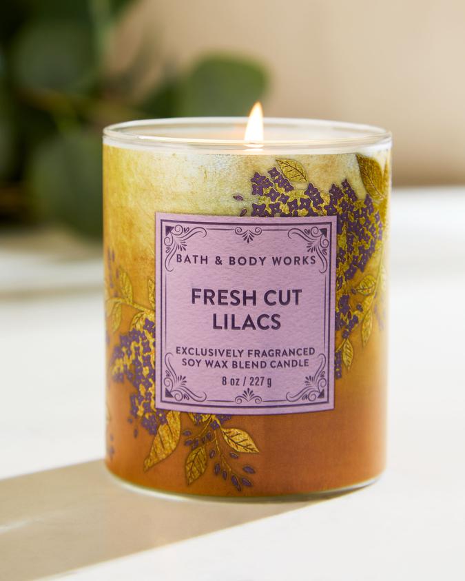 Fresh Cut Lilacs image number 3